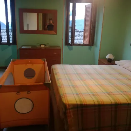 Bed and Breakfast Casa Tarcisio à Faggeto Lario Extérieur photo